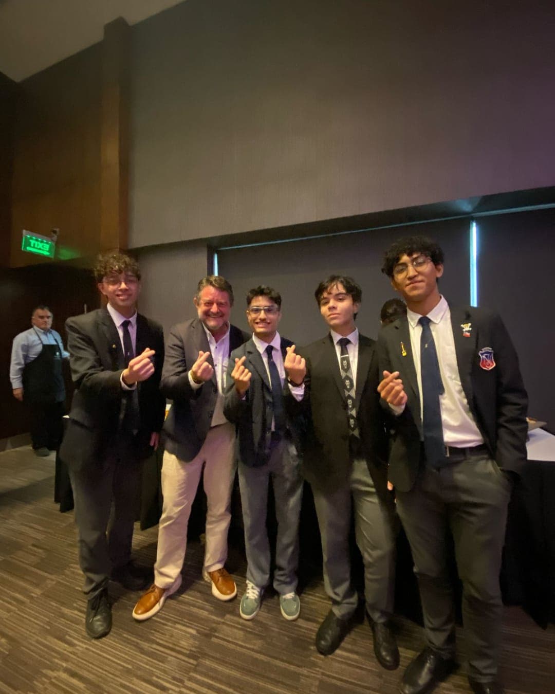 Momentos HiveYoung: Liderazgo y comunidad juvenil